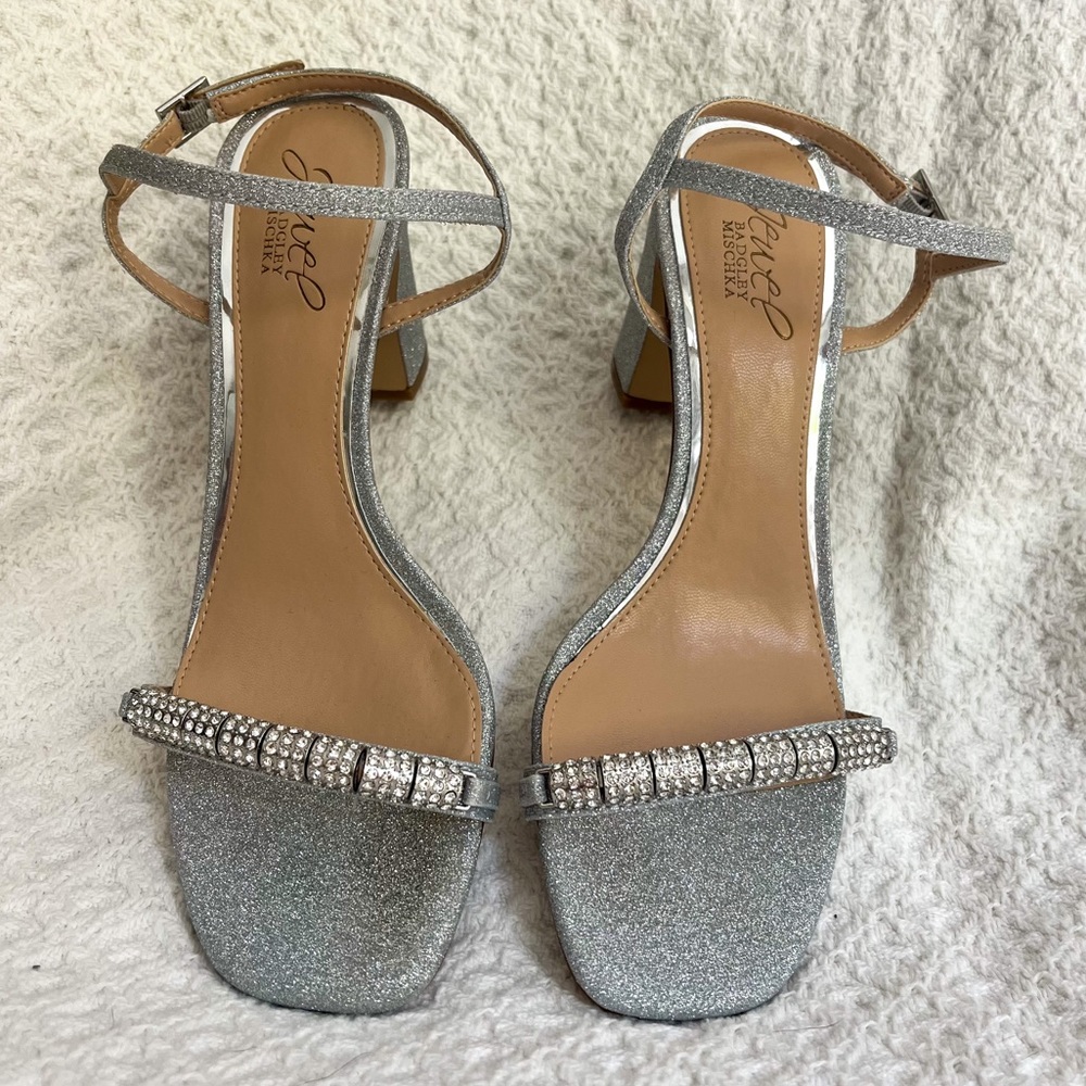 Jewel by Badgley Mischka | Silver Glitter Heels - Picture 5 of 9